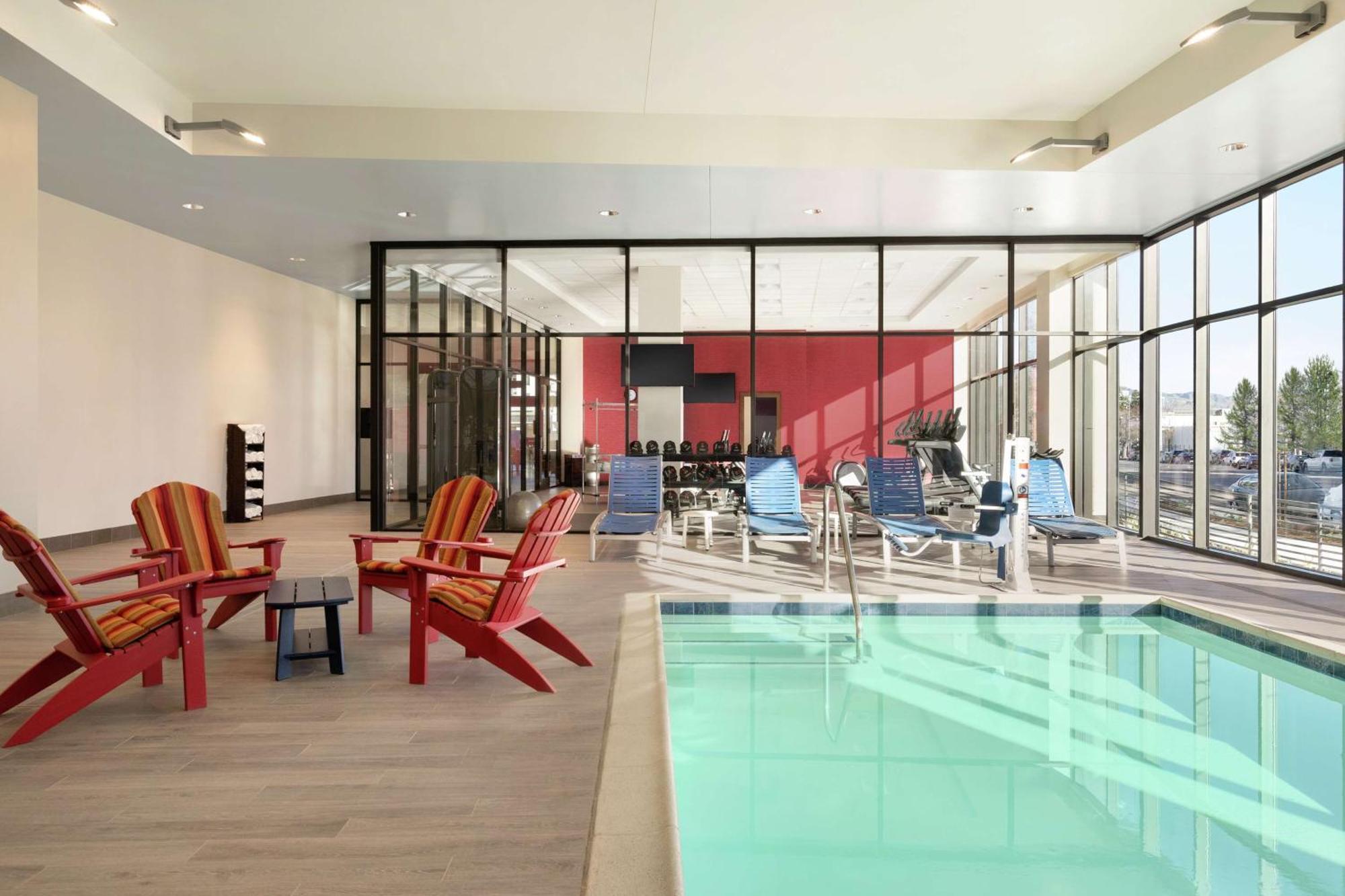Home2 Suites By Hilton Woodland Hills Los Ángeles Exterior foto