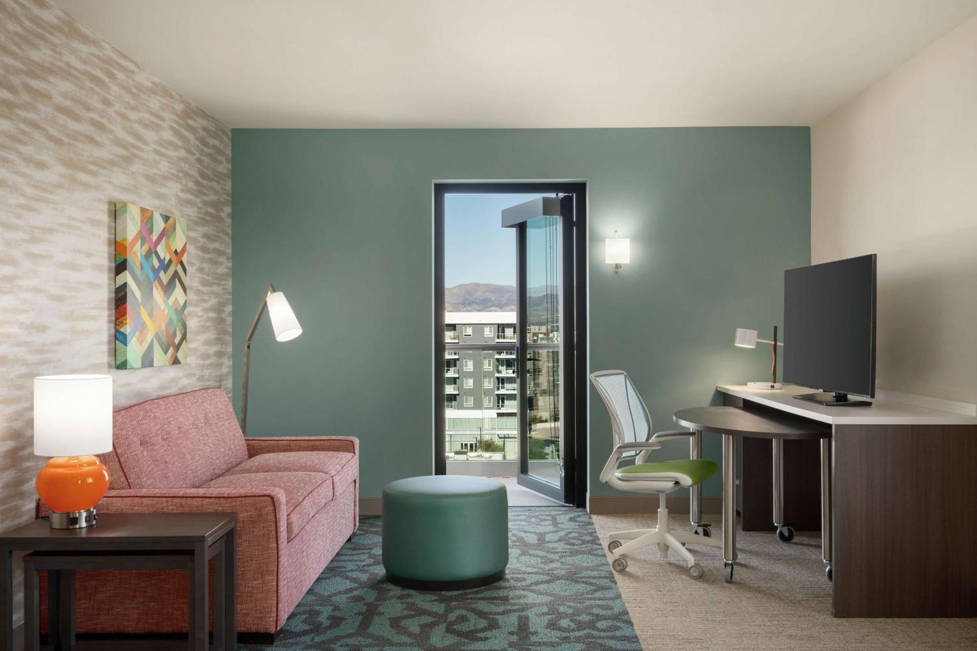 Home2 Suites By Hilton Woodland Hills Los Ángeles Exterior foto