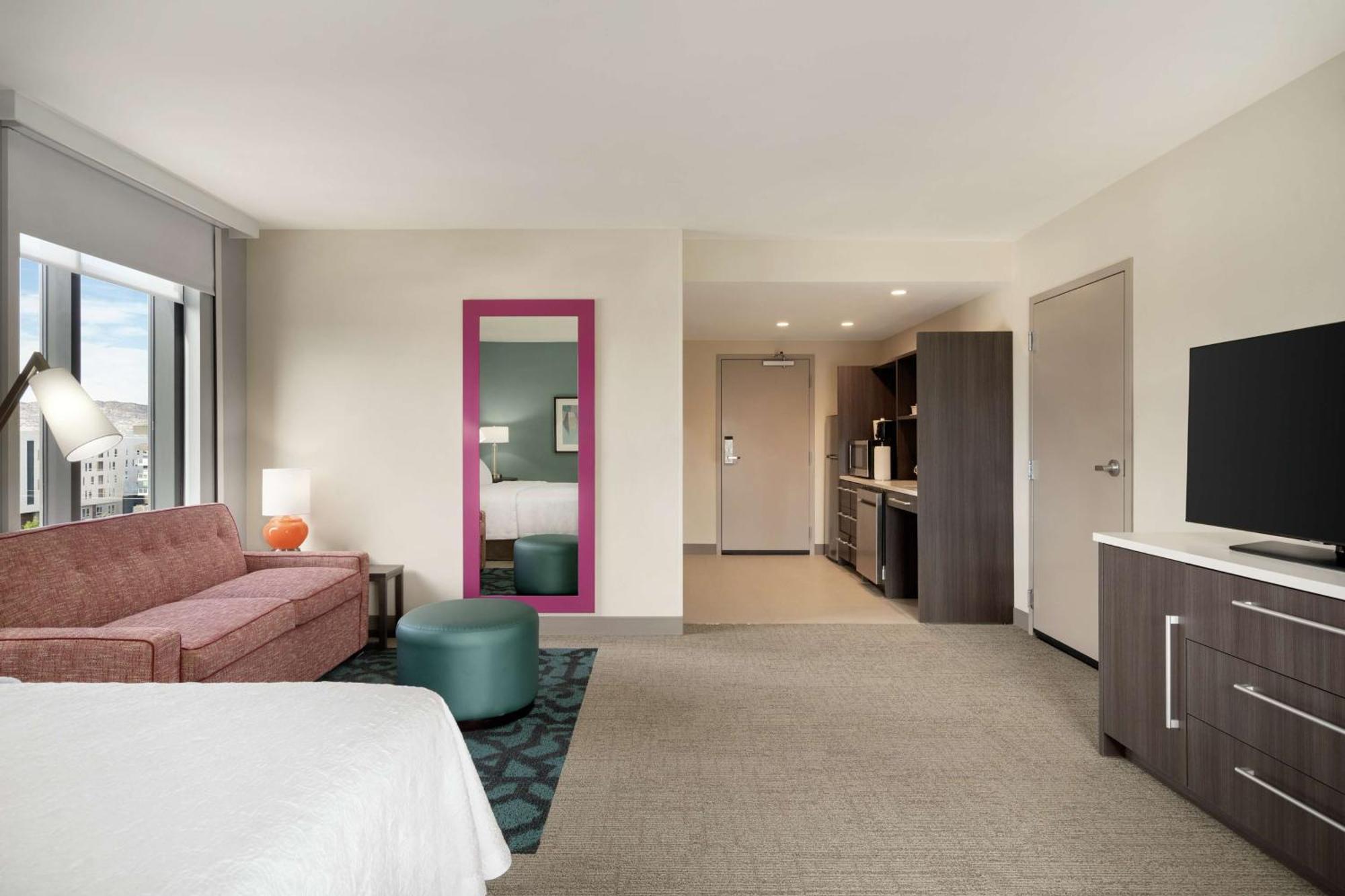 Home2 Suites By Hilton Woodland Hills Los Ángeles Exterior foto